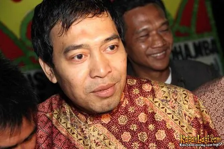 Foto Komeng