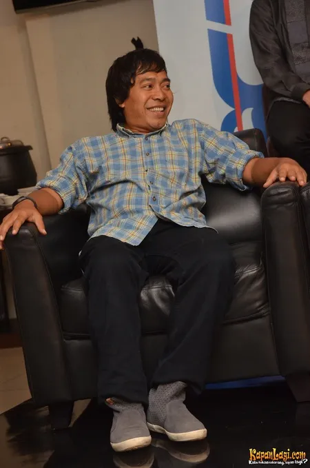 Foto Komeng