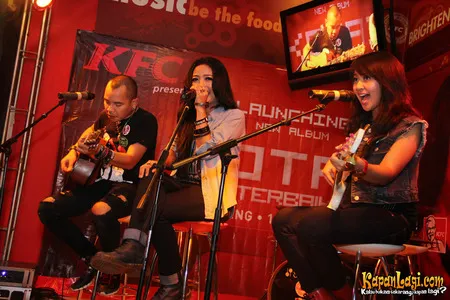 Foto Kotak