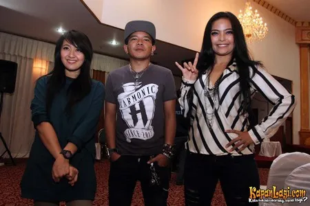 Foto Kotak