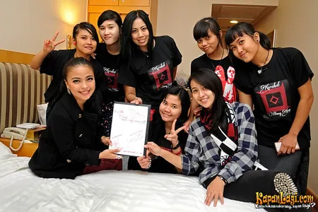 Foto Kotak
