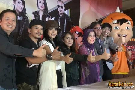 Foto Kotak