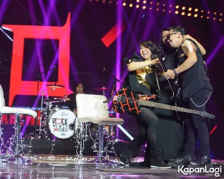 Foto Kotak
