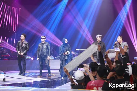 Foto Kotak