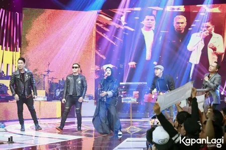 Foto Kotak