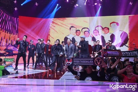 Foto Kotak