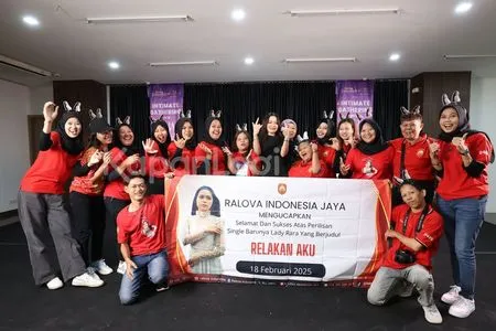 Foto Lady Rara Dan Fans