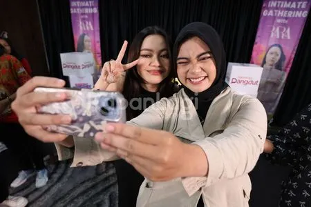 Foto Lady Rara Dan Fans