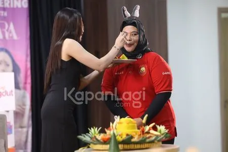 Foto Lady Rara Dan Fans