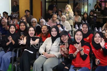 Foto Lady Rara Dan Fans