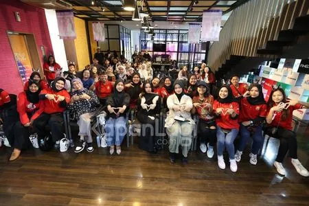 Foto Lady Rara Dan Fans