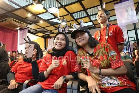 Foto Lady Rara Dan Fans