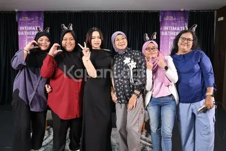 Foto Lady Rara Dan Fans
