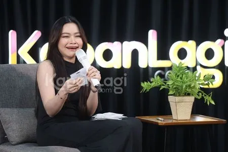 Foto Lady Rara Dan Fans