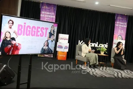 Foto Lady Rara Dan Fans