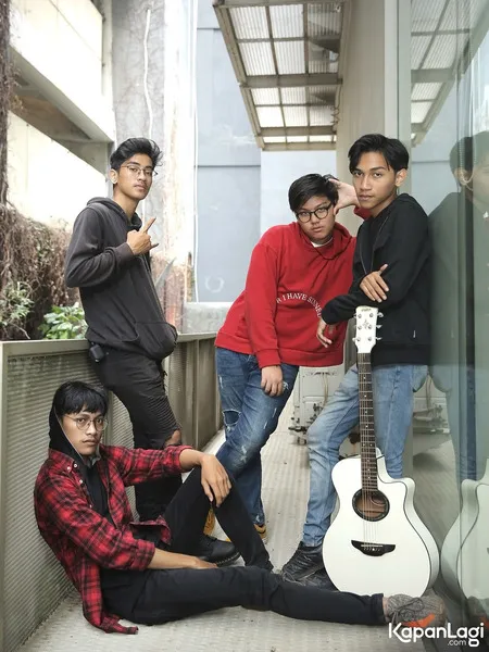 Foto Laki Band