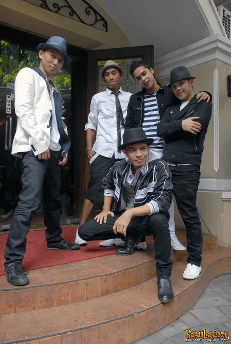 Foto Lantern Band