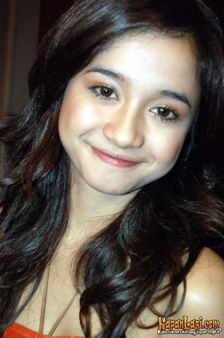 Foto Laudya Cynthia Bella