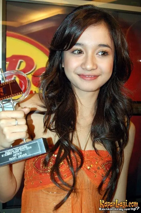 Foto Laudya Cynthia Bella