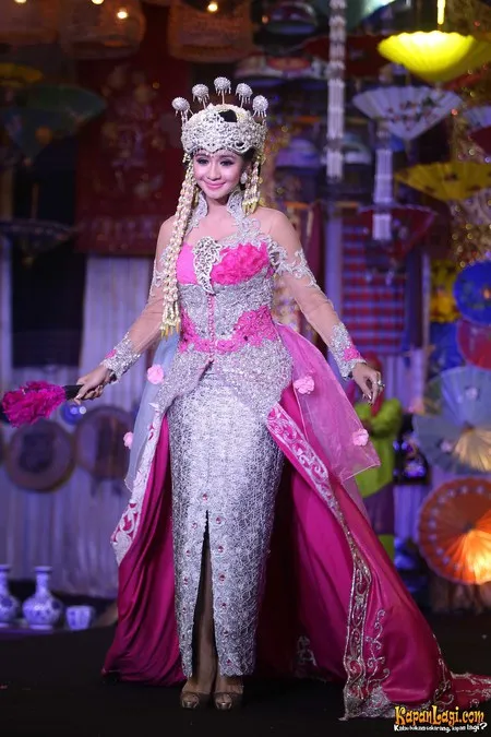 Foto Laudya Cynthia Bella