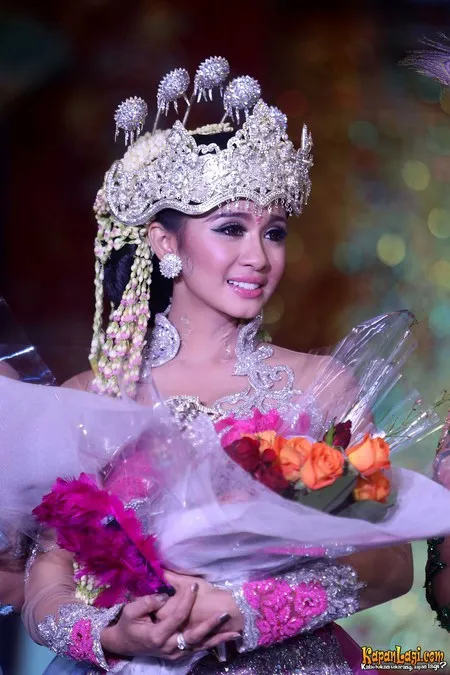 Foto Laudya Cynthia Bella