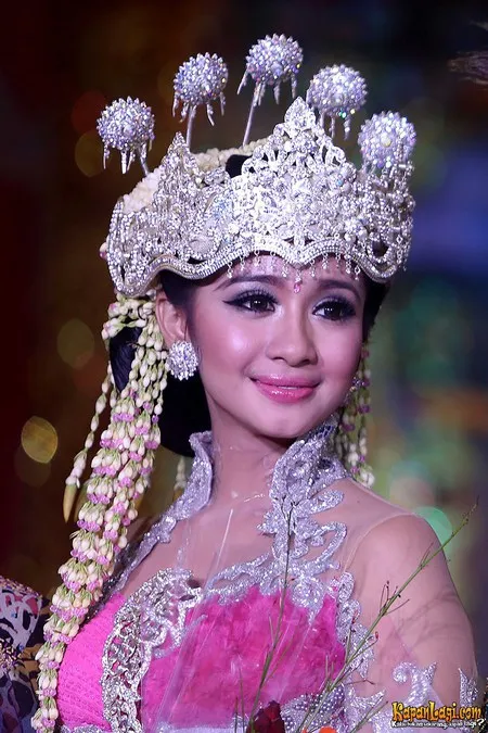 Foto Laudya Cynthia Bella