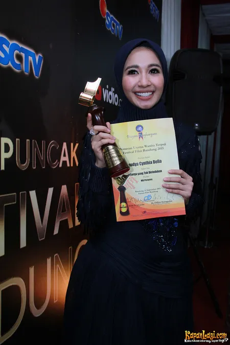 Foto Laudya Cynthia Bella