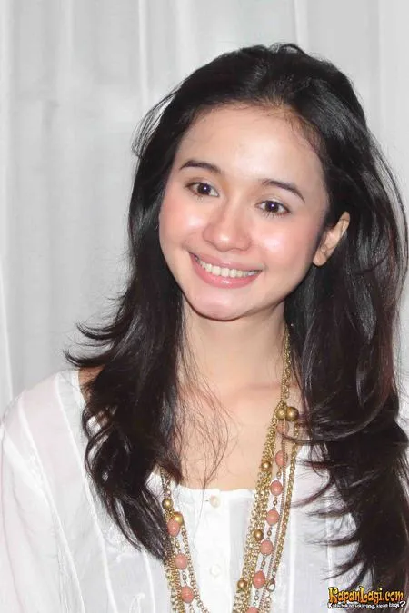 Foto Laudya Cynthia Bella