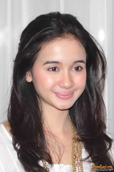 Foto Laudya Cynthia Bella