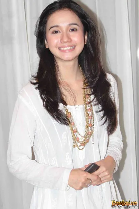 Foto Laudya Cynthia Bella