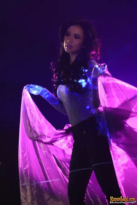 Foto Laudya Cynthia Bella