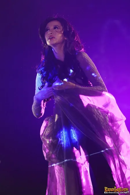 Foto Laudya Cynthia Bella