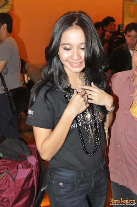 Foto Laudya Cynthia Bella