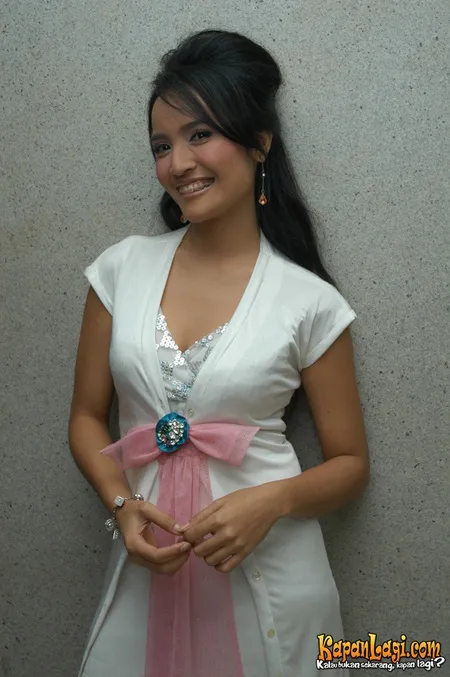 Foto Lea Simanjuntak