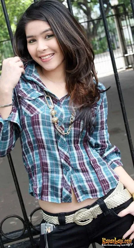 Foto Lena Lubis