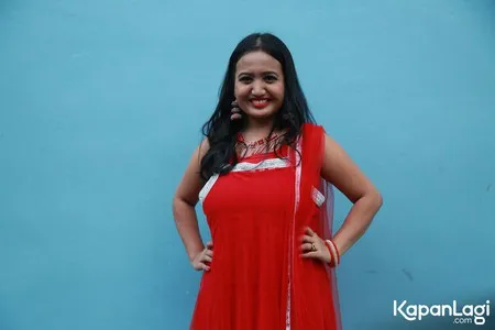 Foto Lina Lutfiawati