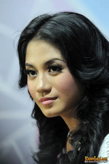 Foto Lina Marlina