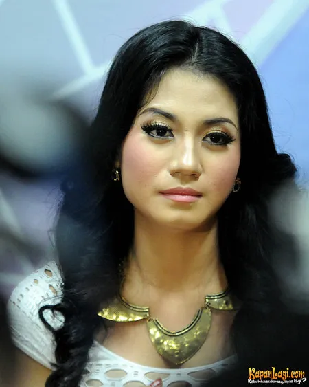 Foto Lina Marlina