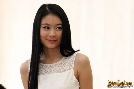 Foto Linzy 7 Icons