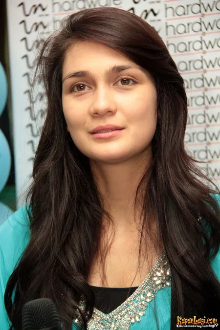 Foto Luna Maya