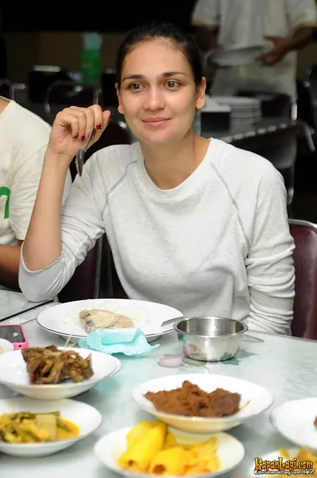Foto Luna Maya