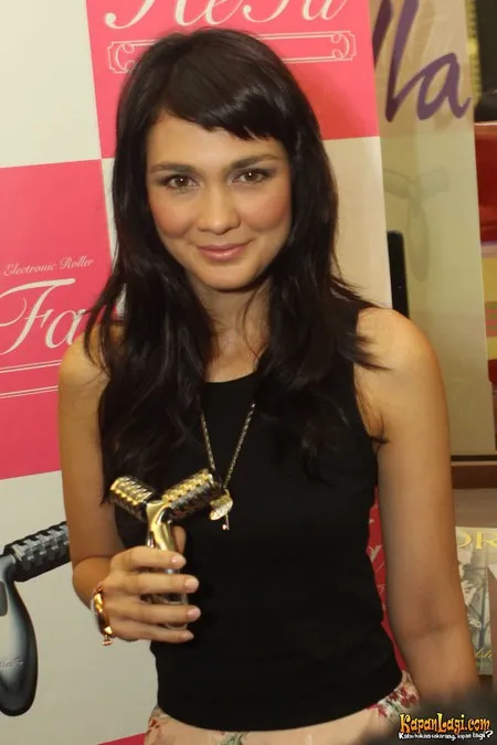 Foto Luna Maya