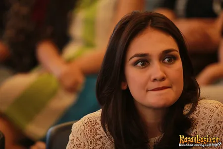 Foto Luna Maya