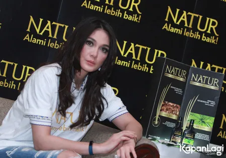 Foto Luna Maya