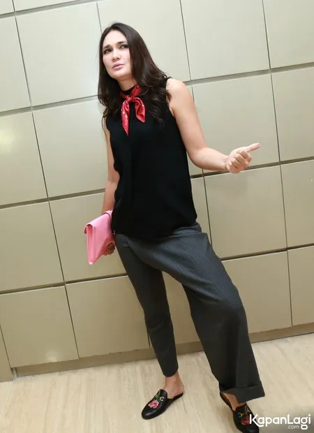 Foto Luna Maya