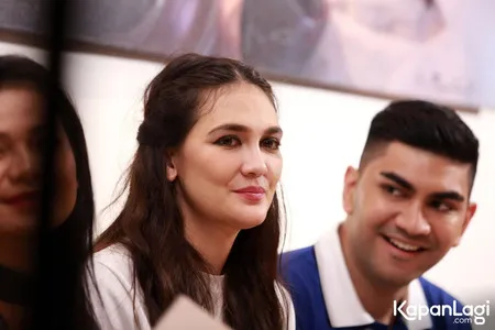 Foto Luna Maya