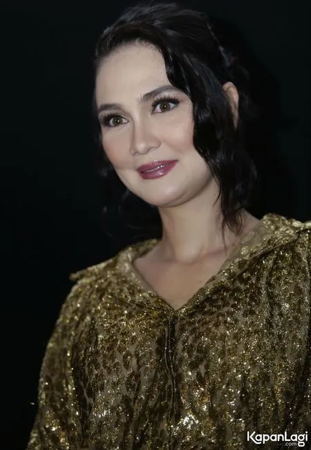 Foto Luna Maya