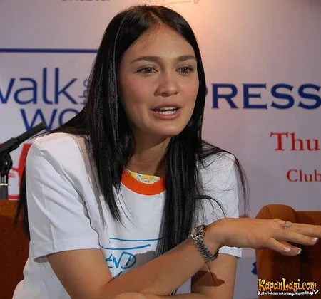 Foto Luna Maya