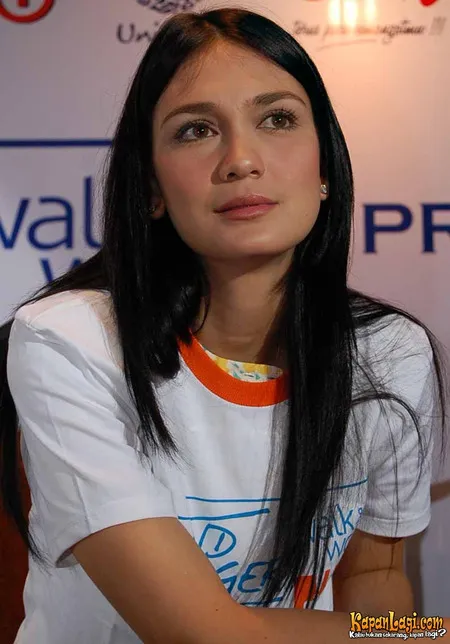 Foto Luna Maya