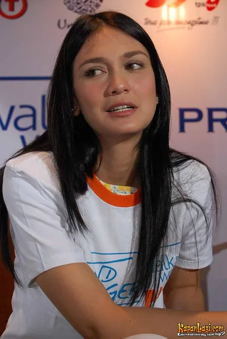 Foto Luna Maya